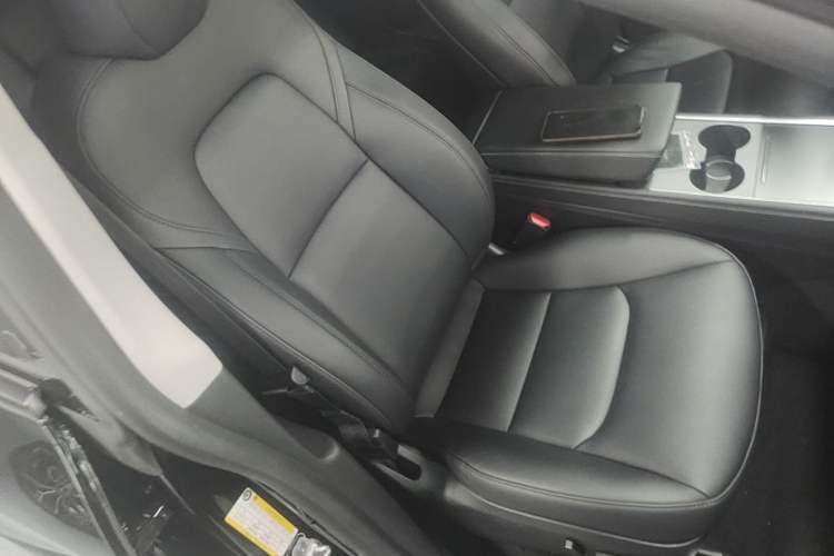 Used Tesla Model Y 2022 Revised Version Rear-Wheel Drive Right Front Seat