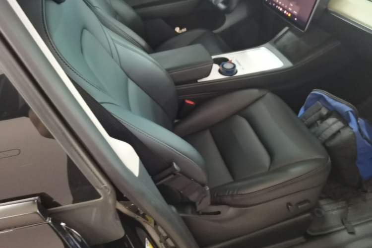 Used Tesla Model Y 2022 Revised Version Rear-Wheel Drive Right Front Seat