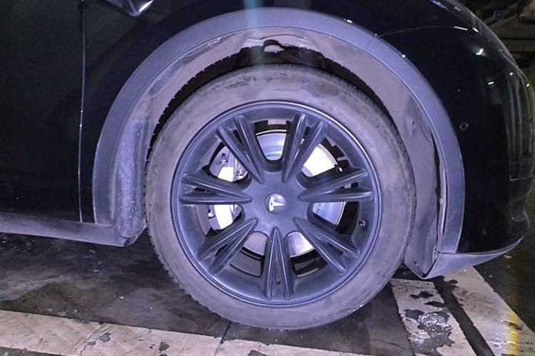 Used Tesla Model Y 2022 Revised Version Rear-Wheel Drive Right Front Wheel Hub