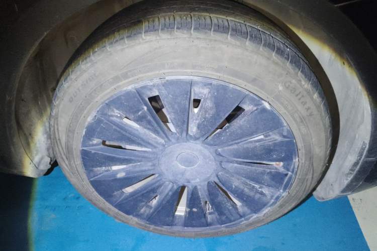 Used Tesla Model Y 2022 Revised Version Rear-Wheel Drive Right Front Wheel Hub