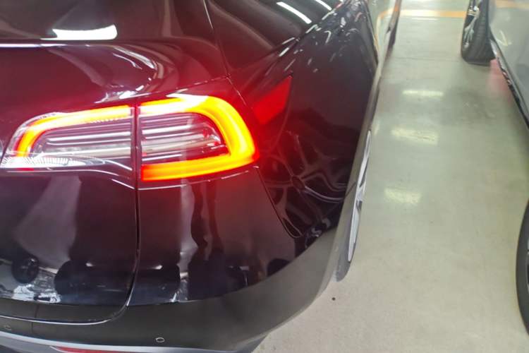 Used Tesla Model Y 2022 Revised Version Rear-Wheel Drive Right Rear Taillight