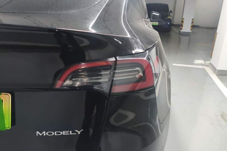 Used Tesla Model Y 2022 Revised Version Rear-Wheel Drive Right Rear Taillight