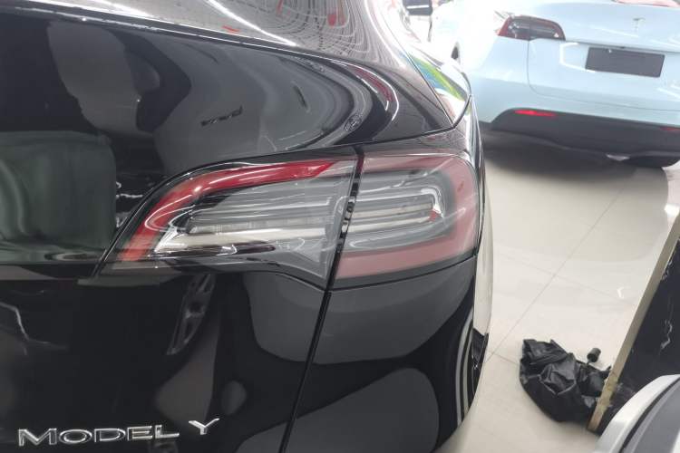 Used Tesla Model Y 2022 Revised Version Rear-Wheel Drive Right Rear Taillight