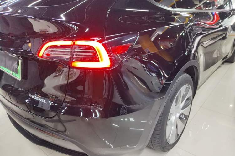 Used Tesla Model Y 2022 Revised Version Rear-Wheel Drive Right Rear Taillight