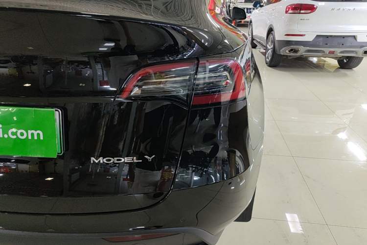 Used Tesla Model Y 2022 Revised Version Rear-Wheel Drive Right Rear Taillight