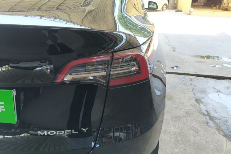 Used Tesla Model Y 2022 Revised Version Rear-Wheel Drive Right Rear Taillight