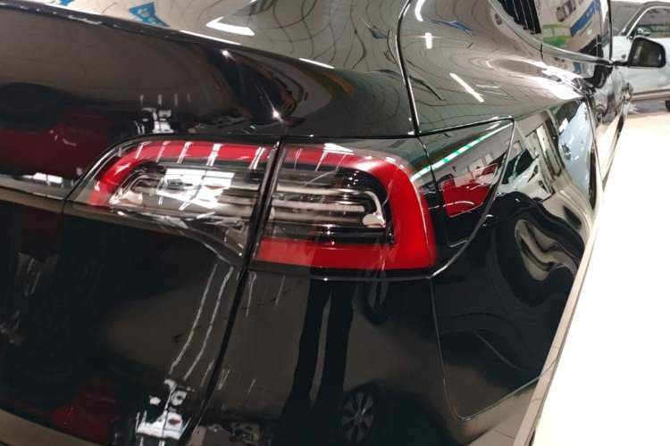Used Tesla Model Y 2022 Revised Version Long-Range All-Wheel Drive Right Rear Taillight
