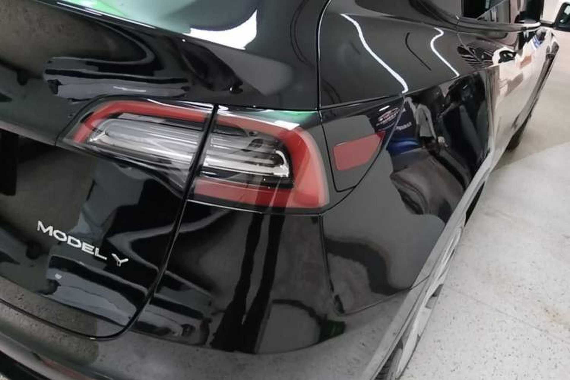 Used Tesla Model Y 2022 Revised Version Rear-Wheel Drive Right Rear Taillight