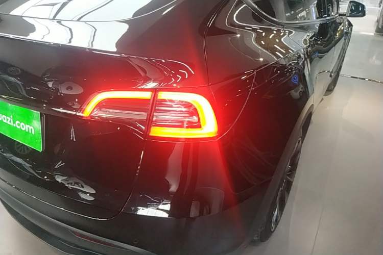 Used Tesla Model Y 2022 Revised Version Rear-Wheel Drive Right Rear Taillight