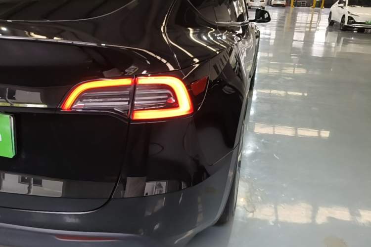 Used Tesla Model Y 2022 Revised Version Rear-Wheel Drive Right Rear Taillight