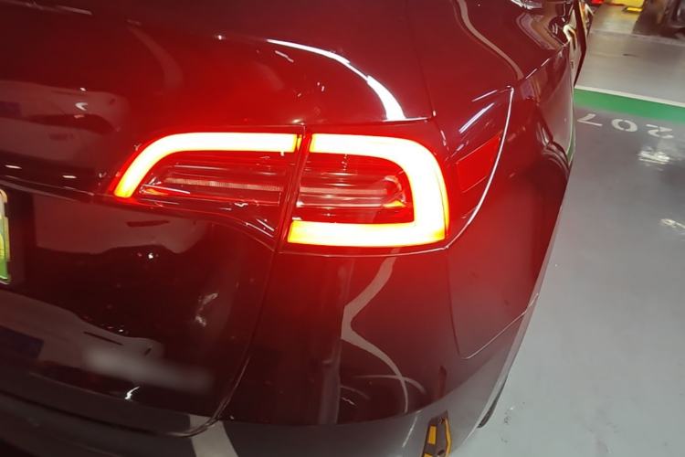 Used Tesla Model Y 2022 Revised Version Rear-Wheel Drive Right Rear Taillight