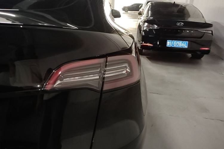 Used Tesla Model Y 2022 Revised Version Long-Range All-Wheel Drive Right Rear Taillight