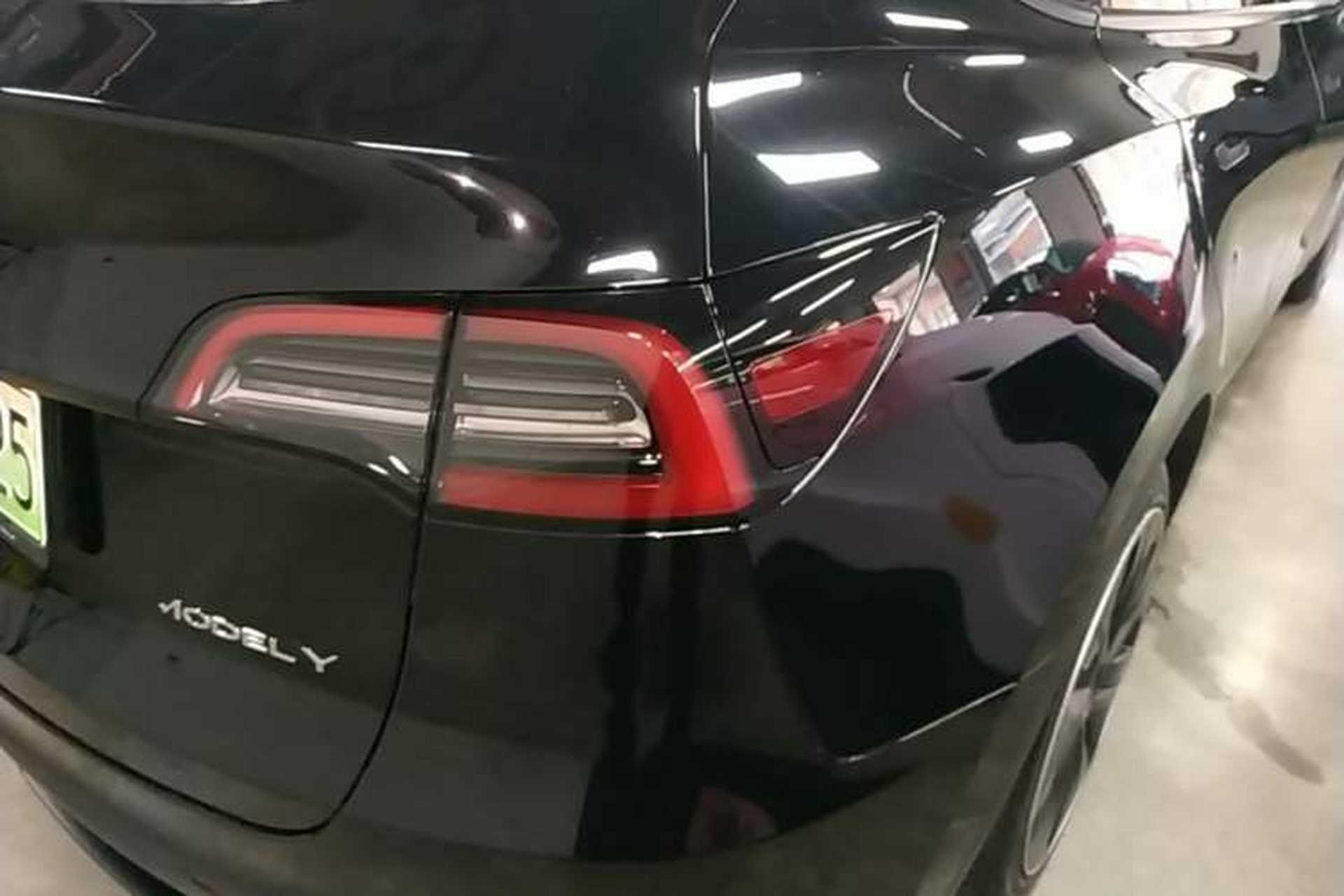 Used Tesla Model Y 2022 Revised Version Rear-Wheel Drive Right Rear Taillight