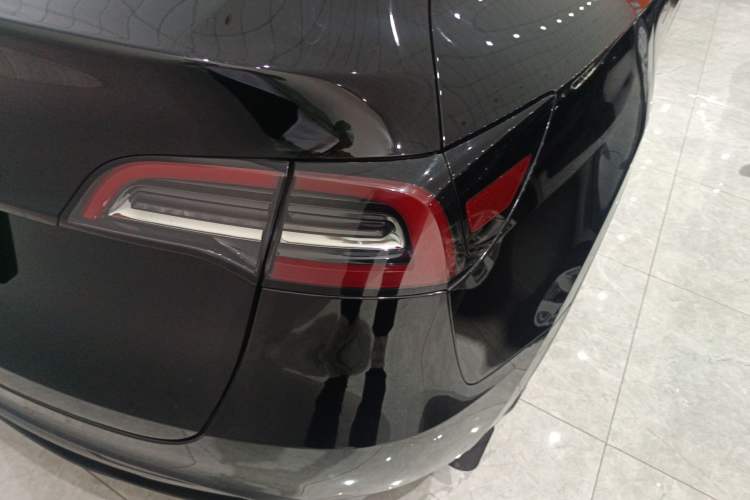 Used Tesla Model Y 2022 Revised Version Rear-Wheel Drive Right Rear Taillight