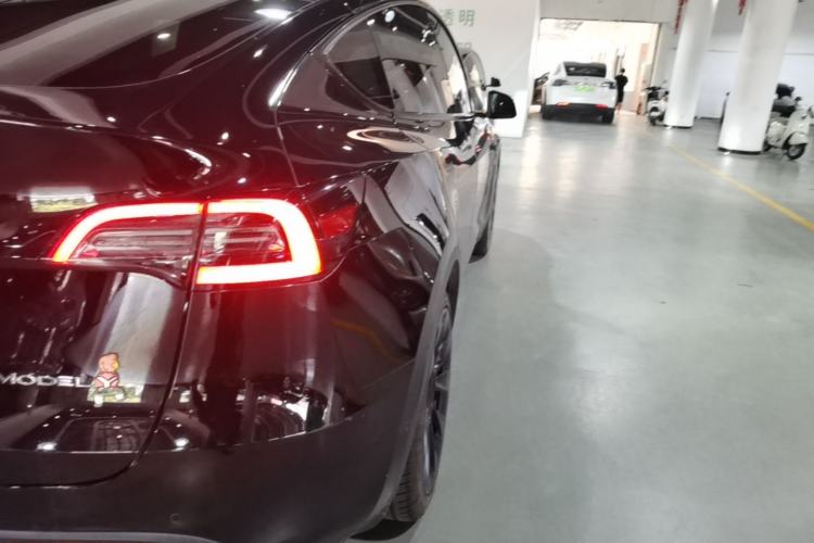 Used Tesla Model Y 2022 Rear-Wheel-Drive Version Right Rear Taillight