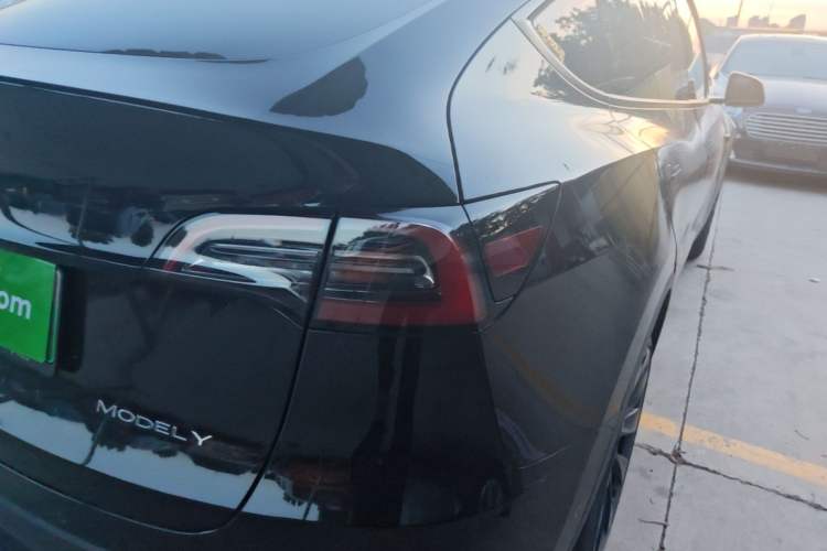 Used Tesla Model Y 2022 Revised Version Long-Range All-Wheel Drive Right Rear Taillight