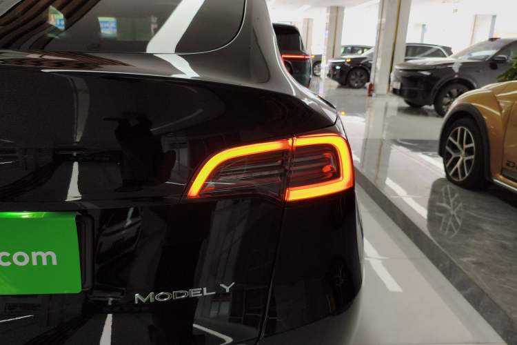 Used Tesla Model Y 2022 Revised Version Rear-Wheel Drive Right Rear Taillight