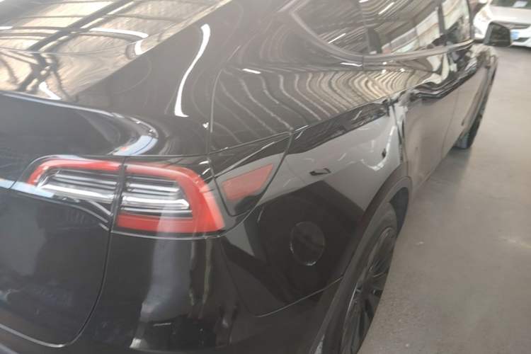 Used Tesla Model Y 2022 Revised Version Rear-Wheel Drive Right Rear Taillight
