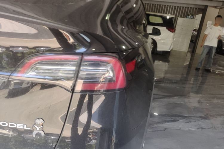 Used Tesla Model Y 2022 Revised Version Long-Range All-Wheel Drive Right Rear Taillight