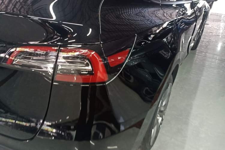 Used Tesla Model Y 2022 Revised Version Rear-Wheel Drive Right Rear Taillight