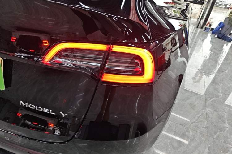 Used Tesla Model Y 2022 Revised Version Long-Range All-Wheel Drive Right Rear Taillight
