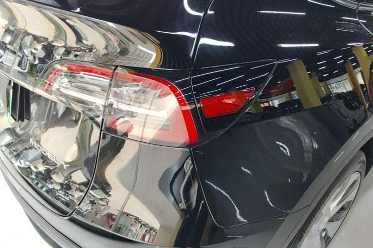 Used Tesla Model Y 2022 Revised Version Rear-Wheel Drive Right Rear Taillight