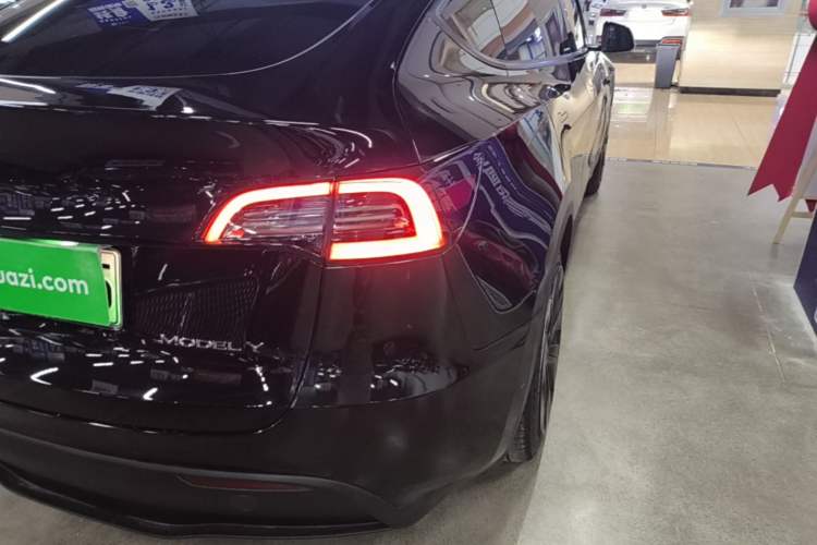 Used Tesla Model Y 2022 Revised Version Rear-Wheel Drive Right Rear Taillight