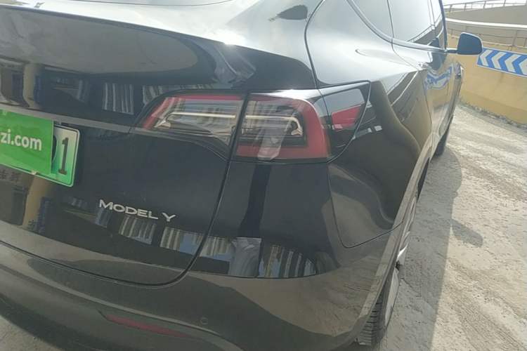 Used Tesla Model Y 2022 Revised Version Rear-Wheel Drive Right Rear Taillight