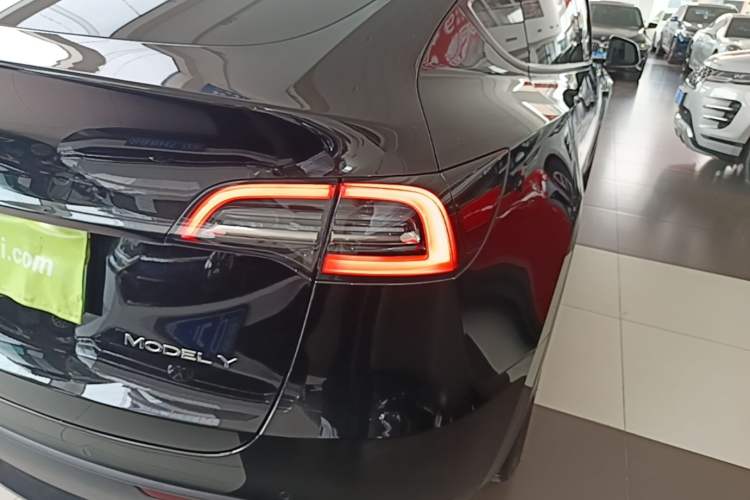 Used Tesla Model Y 2022 Revised Version Rear-Wheel Drive Right Rear Taillight