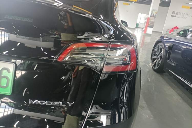 Used Tesla Model Y 2022 Revised Version Long-Range All-Wheel Drive Right Rear Taillight