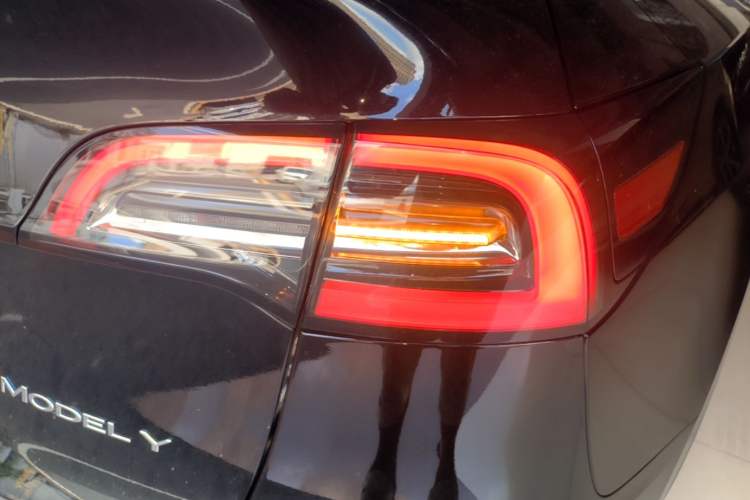 Used Tesla Model Y 2022 Rear-Wheel-Drive Version Right Rear Taillight