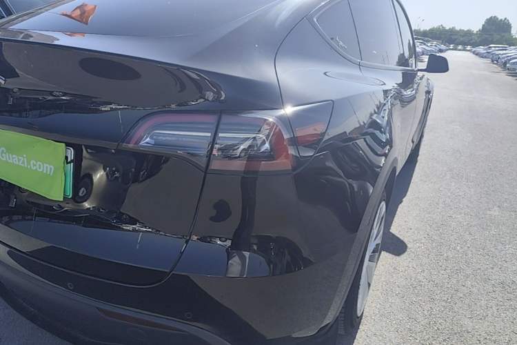 Used Tesla Model Y 2022 Rear-Wheel-Drive Version Right Rear Taillight