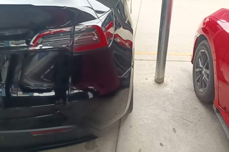 Used Tesla Model Y 2022 Revised Version Rear-Wheel Drive Right Rear Taillight