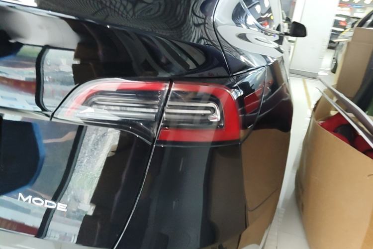 Used Tesla Model Y 2022 Revised Version Rear-Wheel Drive Right Rear Taillight