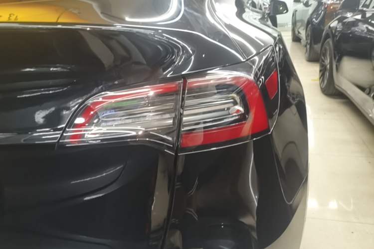Used Tesla Model Y 2022 Revised Version Rear-Wheel Drive Right Rear Taillight