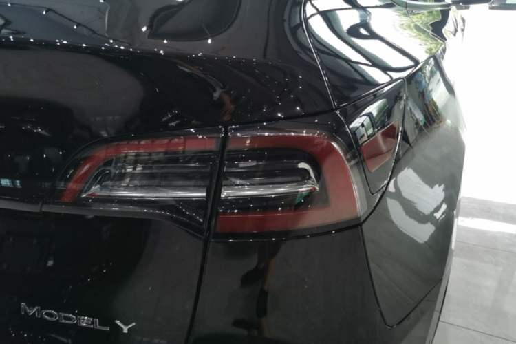 Used Tesla Model Y 2022 Revised Version Rear-Wheel Drive Right Rear Taillight