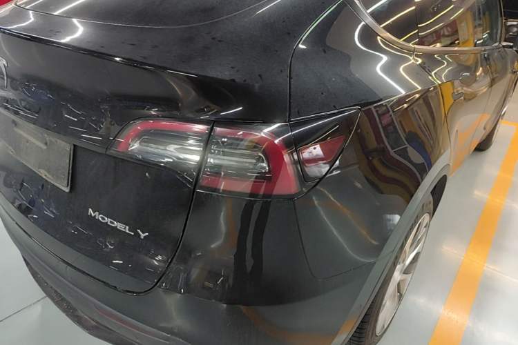 Used Tesla Model Y 2022 Revised Version Rear-Wheel Drive Right Rear Taillight