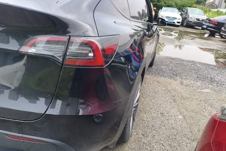 Used Tesla Model Y 2022 Revised Version Rear-Wheel Drive Right Rear Taillight