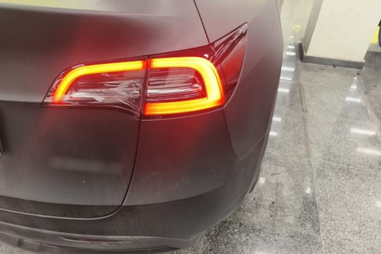 Used Tesla Model Y 2022 Revised Version Rear-Wheel Drive Right Rear Taillight