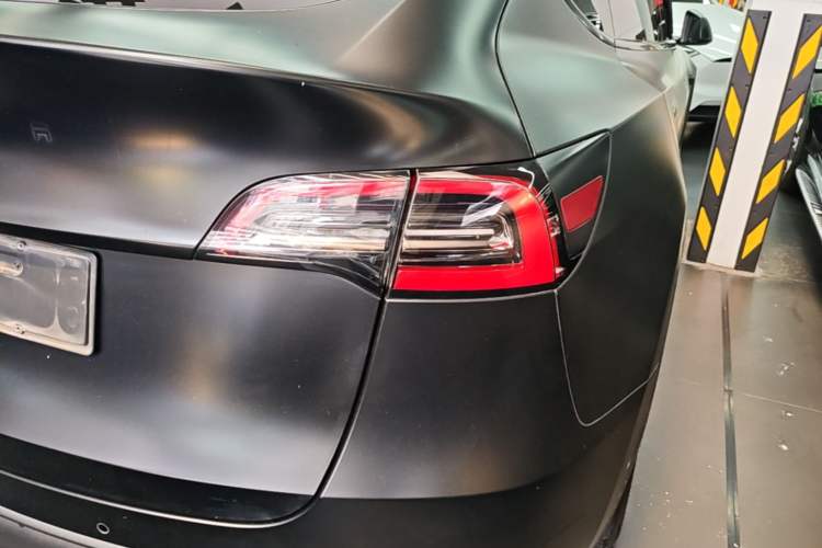 Used Tesla Model Y 2022 Revised Version Rear-Wheel Drive Right Rear Taillight