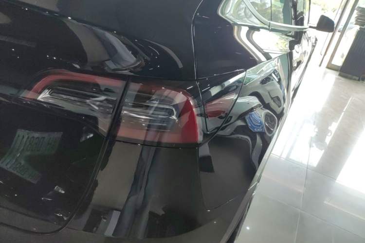 Used Tesla Model Y 2022 Revised Version Rear-Wheel Drive Right Rear Taillight