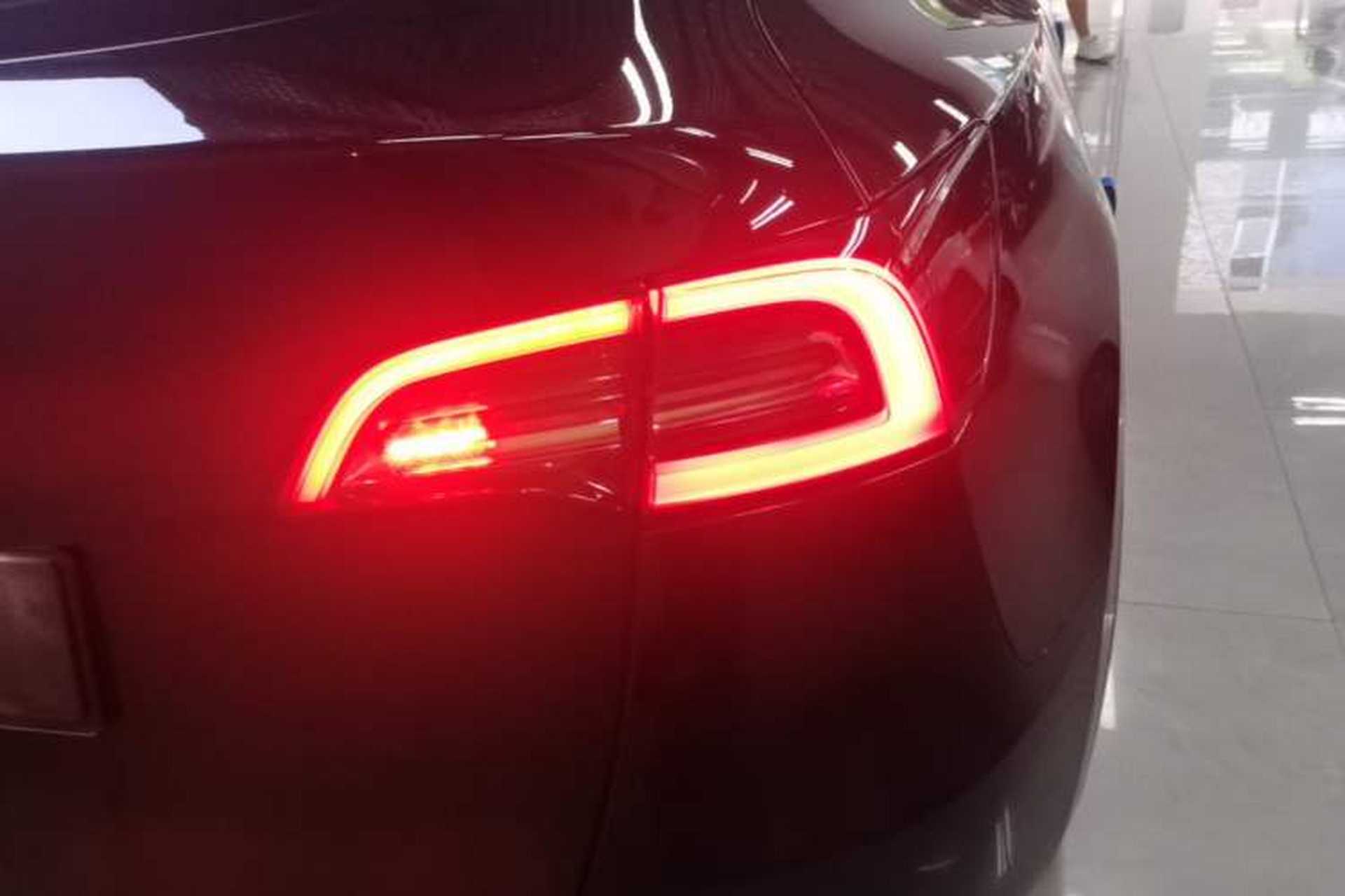 Used Tesla Model Y 2022 Revised Version Rear-Wheel Drive Right Rear Taillight
