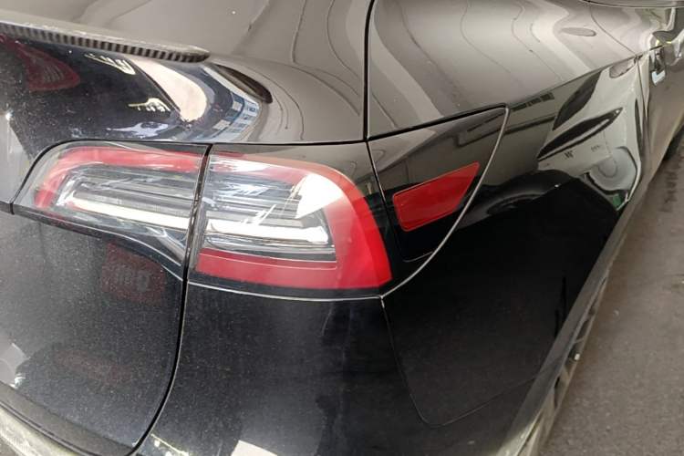 Used Tesla Model Y 2022 Revised Version Rear-Wheel Drive Right Rear Taillight