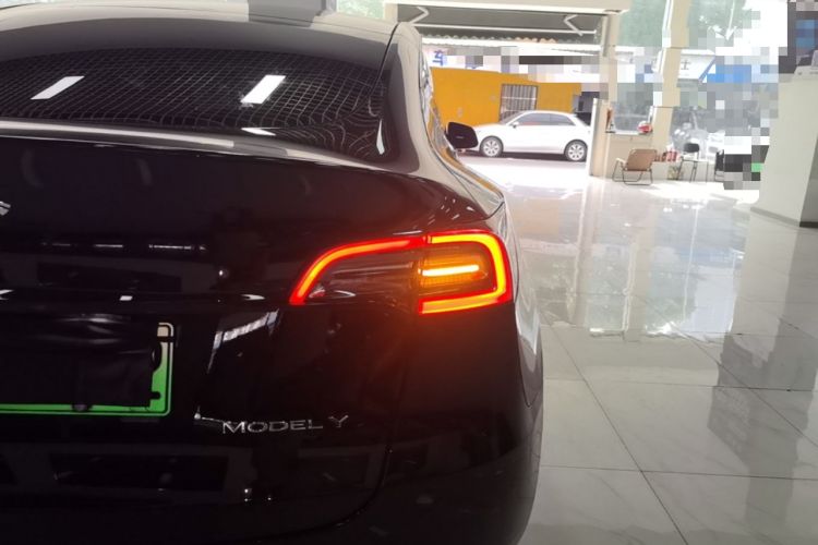 Used Tesla Model Y 2022 Revised Version Rear-Wheel Drive Right Rear Taillight