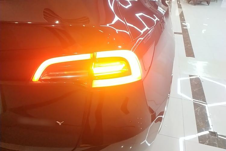 Used Tesla Model Y 2022 Revised Version Rear-Wheel Drive Right Rear Taillight