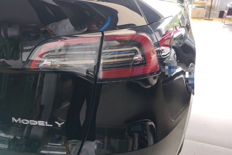 Used Tesla Model Y 2022 Revised Version Rear-Wheel Drive Right Rear Taillight