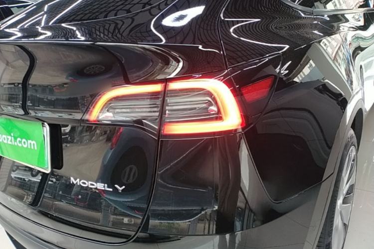 Used Tesla Model Y 2022 Revised Version Rear-Wheel Drive Right Rear Taillight
