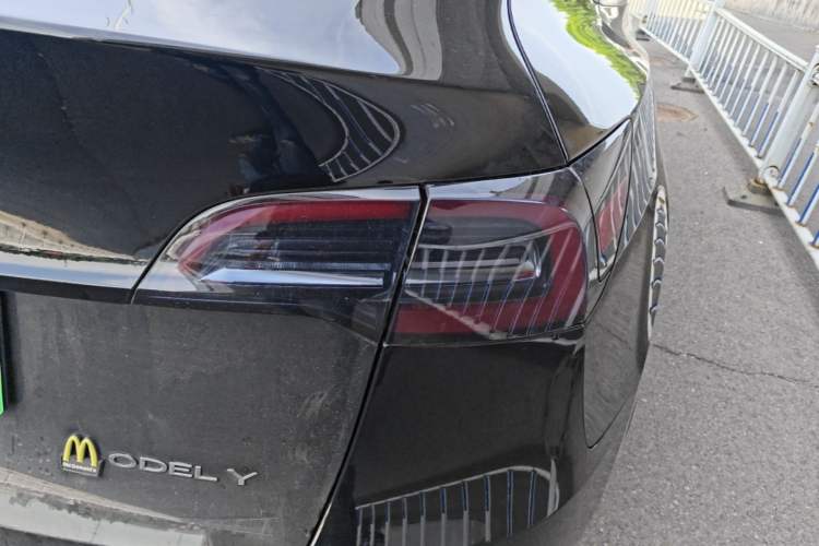 Used Tesla Model Y 2022 Revised Version Rear-Wheel Drive Right Rear Taillight