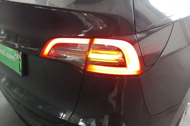 Used Tesla Model Y 2022 Revised Version Rear-Wheel Drive Right Rear Taillight