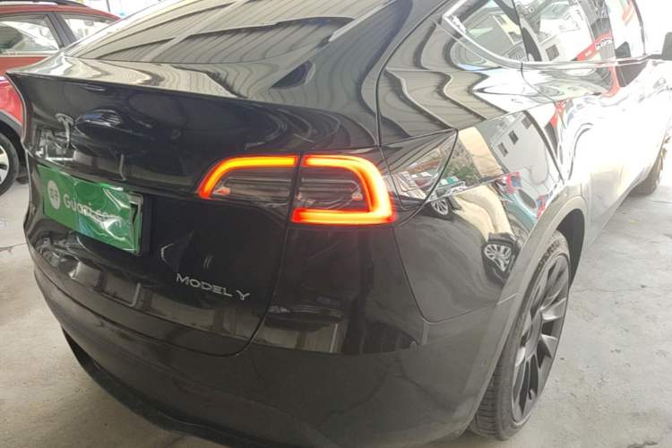 Used Tesla Model Y 2022 Revised Version Rear-Wheel Drive Right Rear Taillight